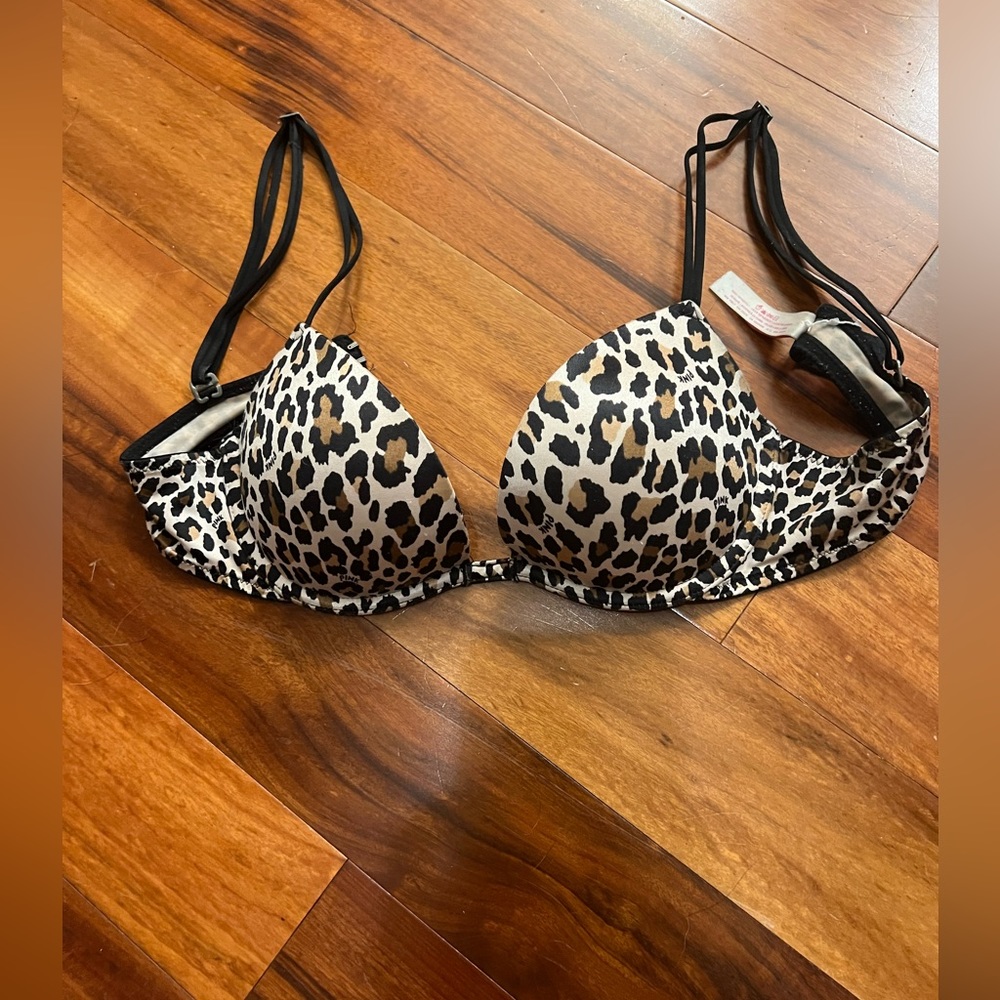 VS PINK Cheetah Bra 34B